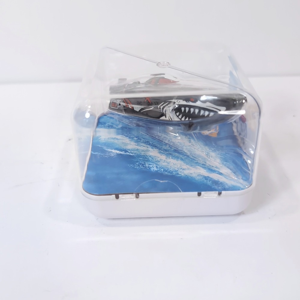Zuru Robo Alive Robo Boat Blue Robotic Water Activated Shark Face - Picture 2 of 6
